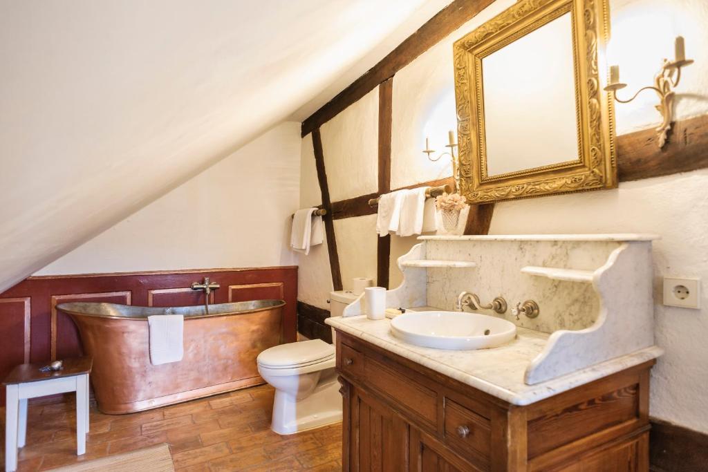 Hotel De Charme 'Zum Schiff' イフェッツハイム 部屋 写真